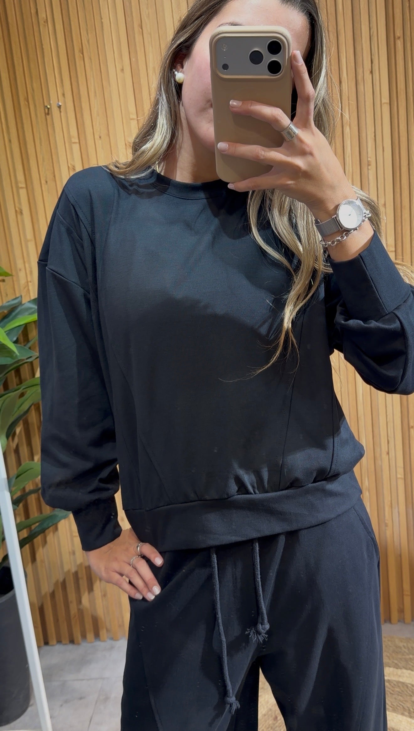 Conjunto Poleron Moleton Premium Brasilero Negro