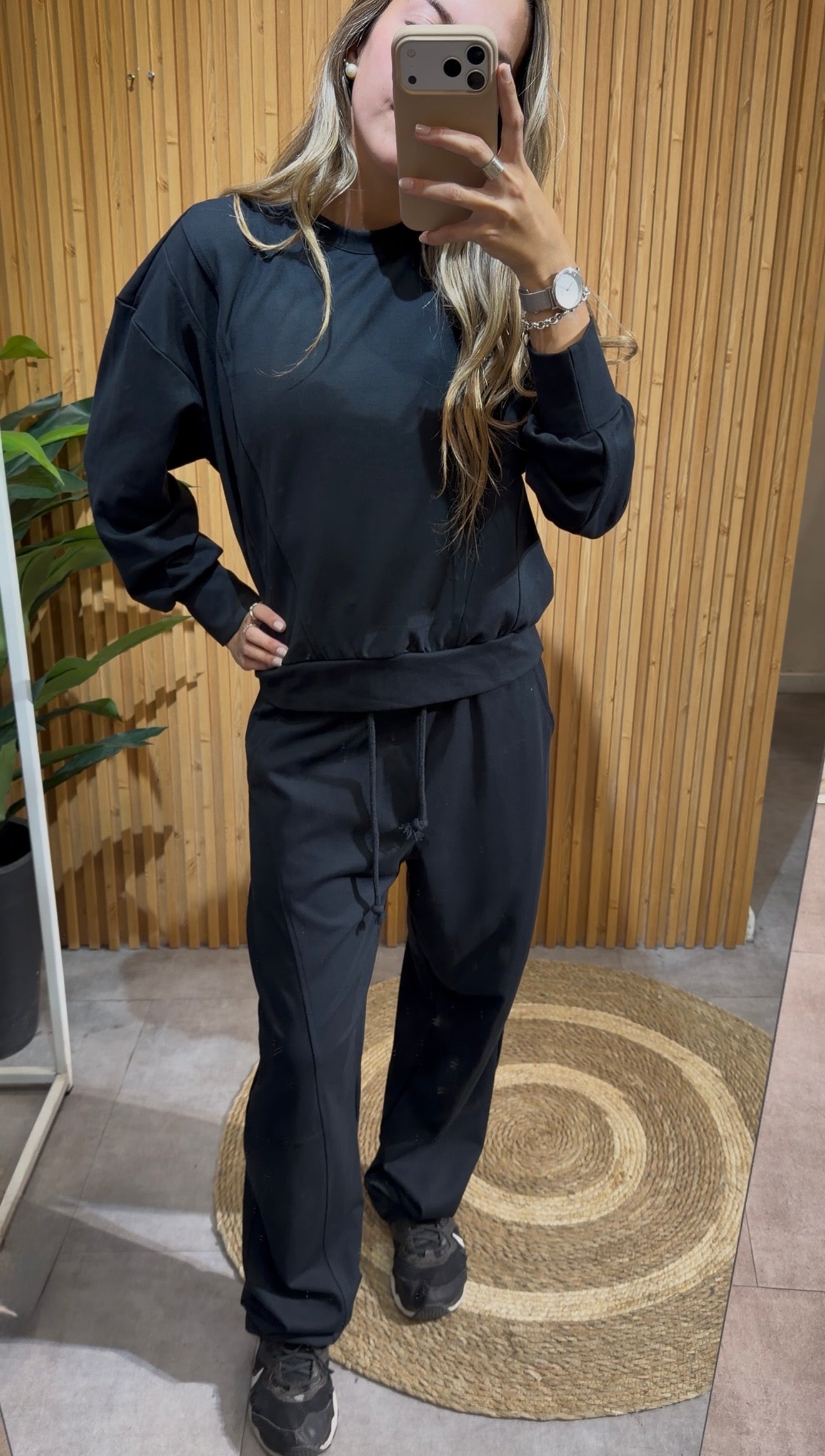 Conjunto Poleron Moleton Premium Brasilero Negro