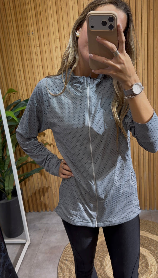 Chaqueta Polly Dry Fit Gris
