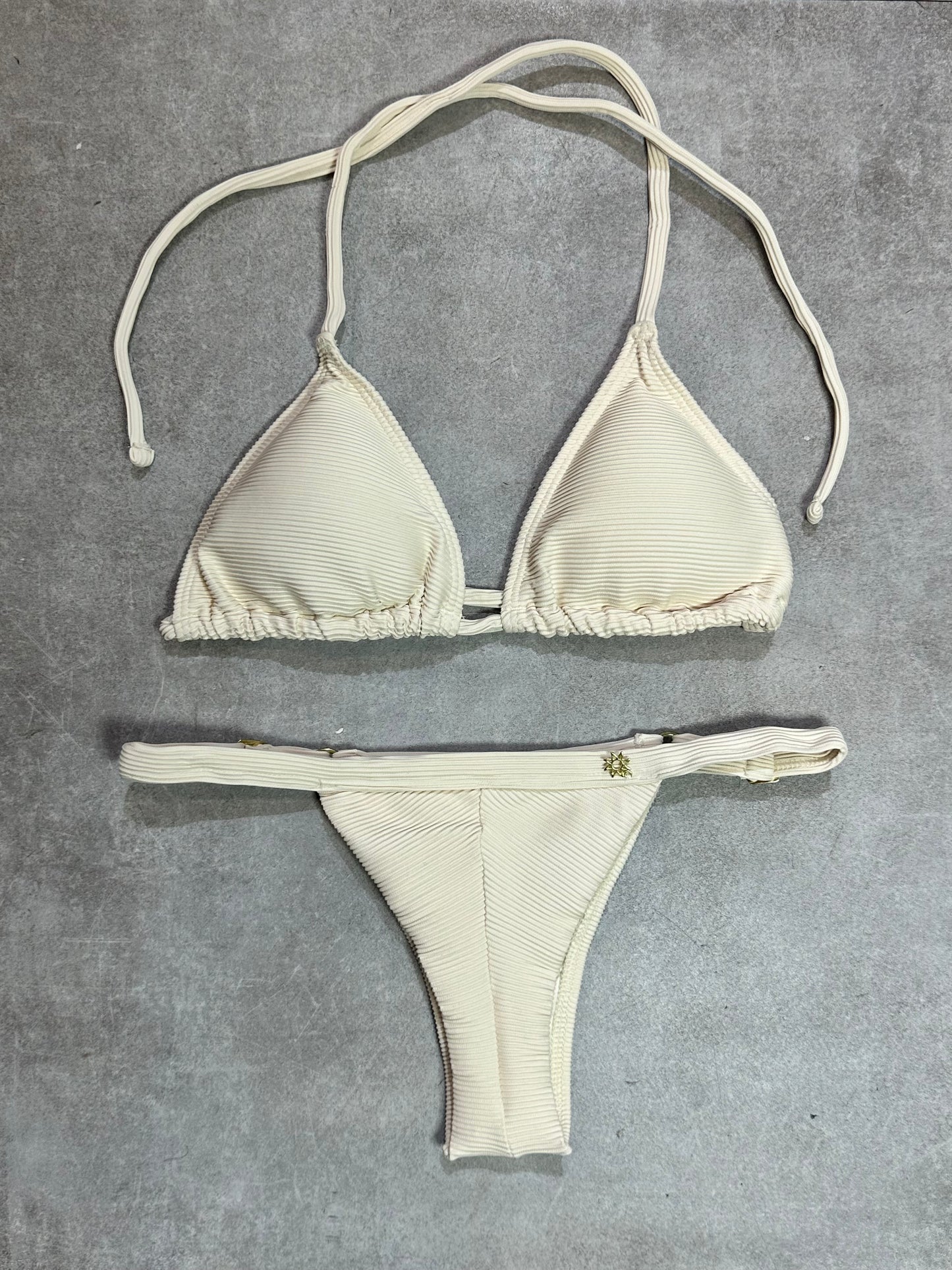 BIKINI TRIANGULO RIB CREMA